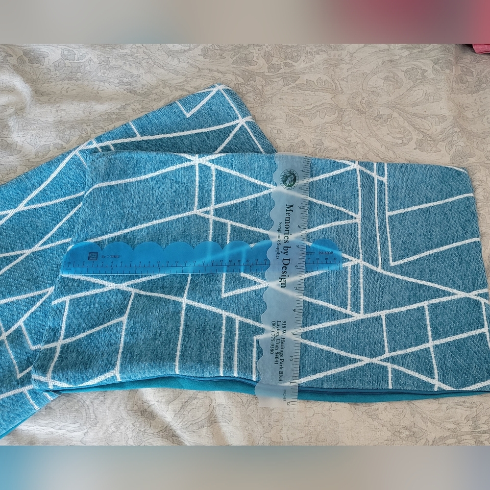 4/$15 SALE Miulee | Blue Geometric Patterned Pillow Covers 18x12 Set of 2 - Picture 4 of 5